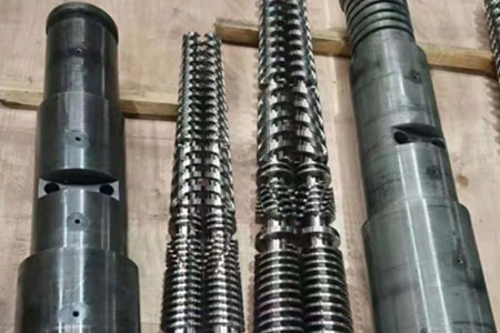 塑料擠出機(jī)螺桿機(jī)筒選型原則，掌握這幾點(diǎn)！